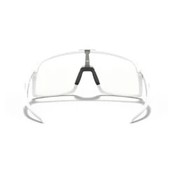 Oakley SUTRO White Clear -Pédale Libre main 18339485ffc079eaa17c4.77524272 93aa