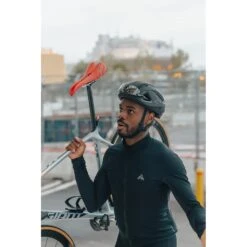 7mesh SYNERGY JERSEY LS MEN REDWOOD Homme Rouge 13 7mesh SYNERGY JERSEY LS MEN REDWOOD Homme Rouge -Pédale Libre main 2020 08 25 7Mesh FallShoot EditedWeb 57 6547