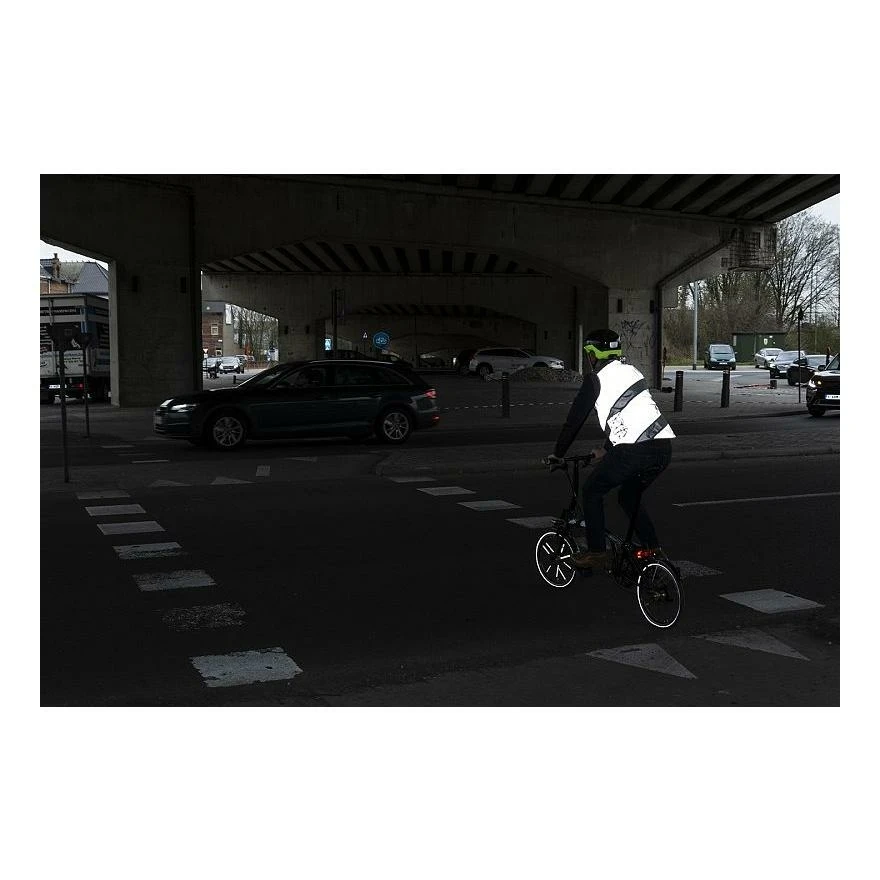 Wowow Gilet Réfléchissant Roadie Homme Argenté 6 Wowow Gilet Réfléchissant Roadie Homme Argenté – Image 4