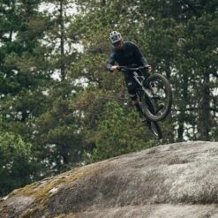 7Mesh Northwoods Windshell Men's Eclipse Homme Noir -Pédale Libre main 324815 208355 7 f125