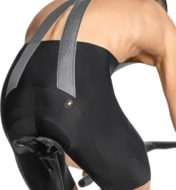 Assos MILLE GTO Bib Shorts C2 Black Series Homme Noir 17 Assos MILLE GTO Bib Shorts C2 Black Series Homme Noir -Pédale Libre main 326874 209830 6 8d7a