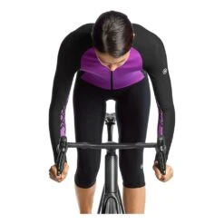 Assos UMA GT Spring Fall Jacket Venus Violet Femme Mauve -Pédale Libre main 328466 210589 5 7948