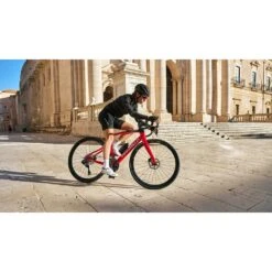 Pinarello X3 105 Di2 Fulcrum Racing 800 Rouge -Pédale Libre main 3360 resize 18e5efbcb79fdaddad57886dad786fad 00fd