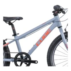 Cube Acid 200 Taille Enfant 115-130cm Homme Argenté 21 Cube Acid 200 Taille Enfant 115-130cm Homme Argenté -Pédale Libre main 522125 10 8496