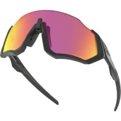 Oakley FLIGHT JACKET Black Prizm Road Red Noir Mat 9 Oakley FLIGHT JACKET Black Prizm Road Red Noir Mat -Pédale Libre main 5adf2c3c3b764 342f