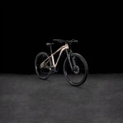 Cube Reaction Hybrid Performance 625 Homme Marron 17 Cube Reaction Hybrid Performance 625 Homme Marron -Pédale Libre main 633122 P 00 3761