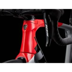 Trek Emonda SL 6 Pro Di2 23 Trek Emonda SL 6 Pro Di2 -Pédale Libre main EmondaSL6Pro 23 36977 B Alt2 2345