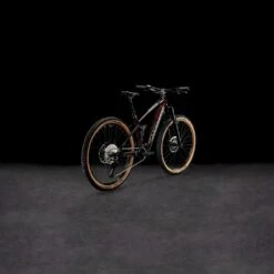 Cube Stereo Hybrid 140 HPC Race 750 Homme Rouge 17 Cube Stereo Hybrid 140 HPC Race 750 Homme Rouge -Pédale Libre main P 300 79325 636113 P 00 d4a9