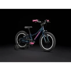 Trek Pecaliber 16 Bleu -Pédale Libre main Precaliber16 23 36267 D Portrait c493