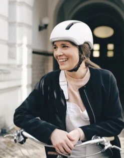 HJC CALIDO PLUS VISIERE PEARL WHITE GREY Blanc -Pédale Libre main dsc1962 2 47b9