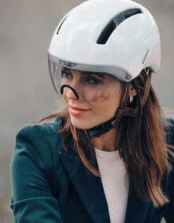 HJC CALIDO PLUS VISIERE PEARL WHITE GREY Blanc -Pédale Libre main dsc8467 1 a19b