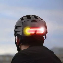 Overade OxiTurn Starter Noir 11 Overade OxiTurn Starter Noir -Pédale Libre main oxiturn starter eclairage velo clignotants directionnel.jpg 3 7c01